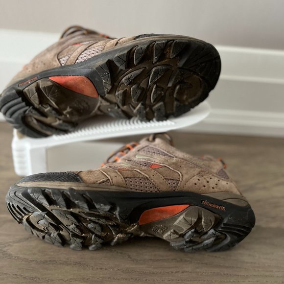 Windriver Hiking Shoes - size 8 - Picture 4 of 5